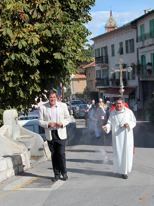 Ste-Rosalie_procession_04-09-12