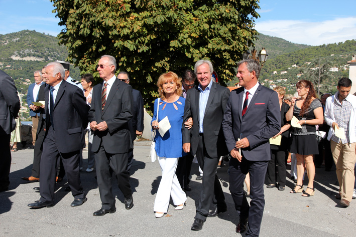 Ste-Rosalie_procession_04-09-12