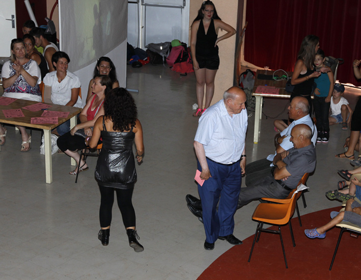 Centre-aere-spectacle-final_01-08-13