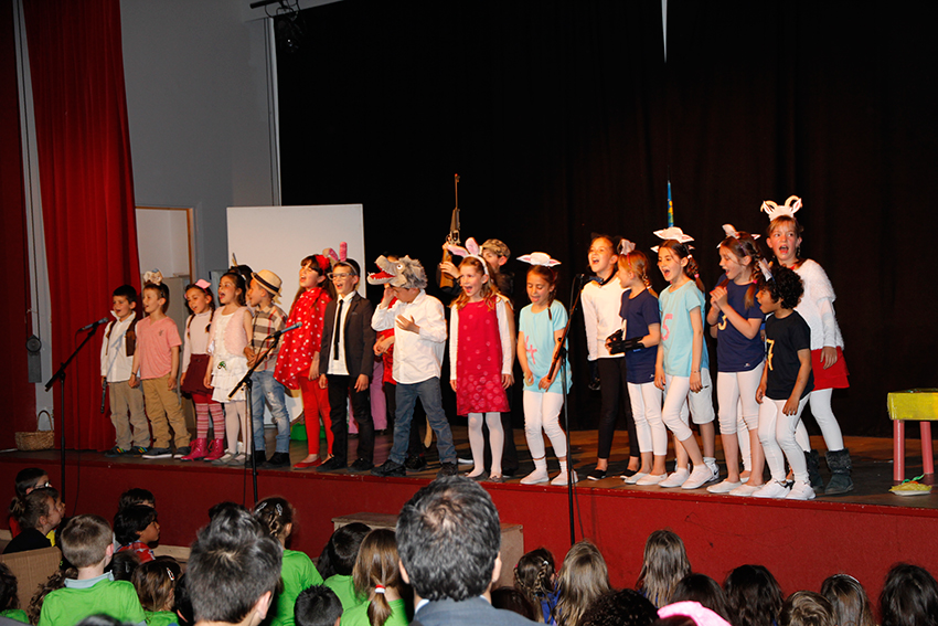 Theatre-ecoliers_24-4-15